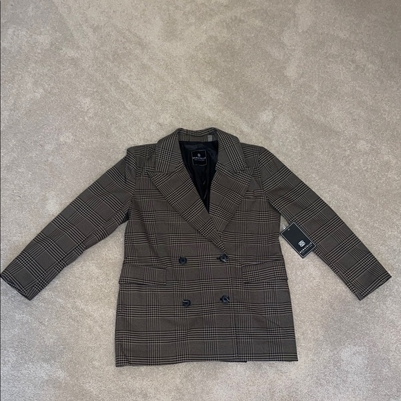 Gray Double Breasted Blazer with Wide Lapels and Full Length Sleeves - Picture 1 of 4